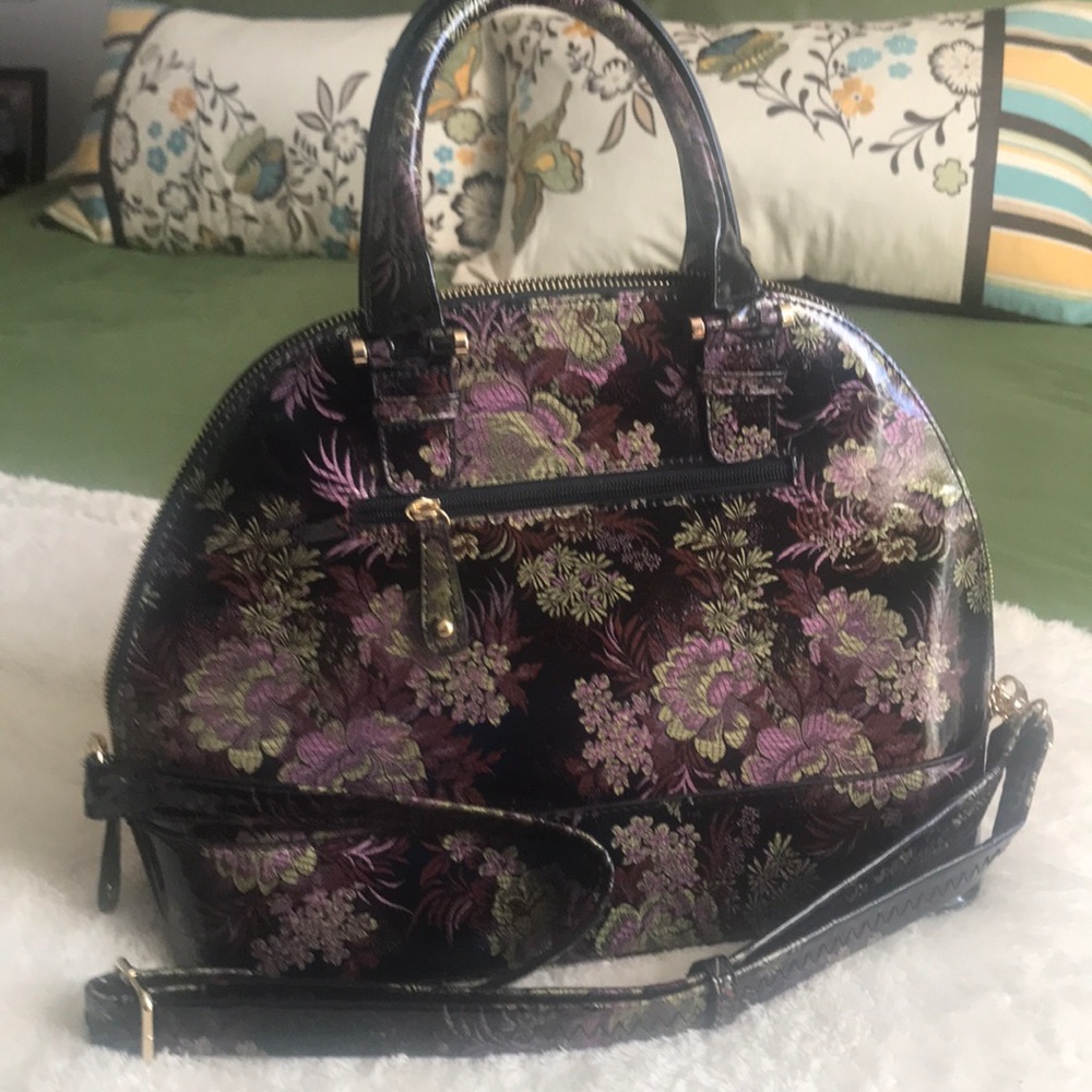 Floral print shiny Purse